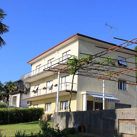 Apartments With A Parking Space Lovran, Opatija - 7705 Ngoại thất bức ảnh